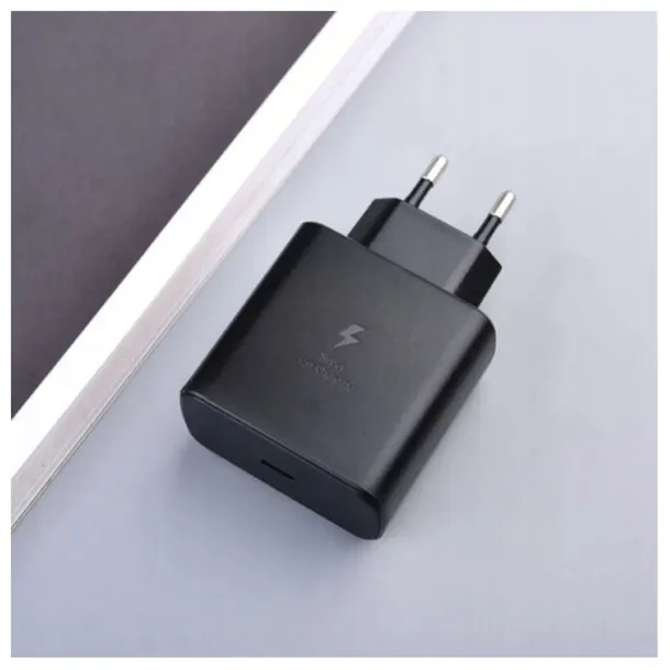 ladowarka-45w-do-telefonow-samsung-kabel-usb-c-zgodnosc-ze-standardem-quick-charge-1-0-quick-charge-2-0-quick-charge-3-0-quick-charge-4-0