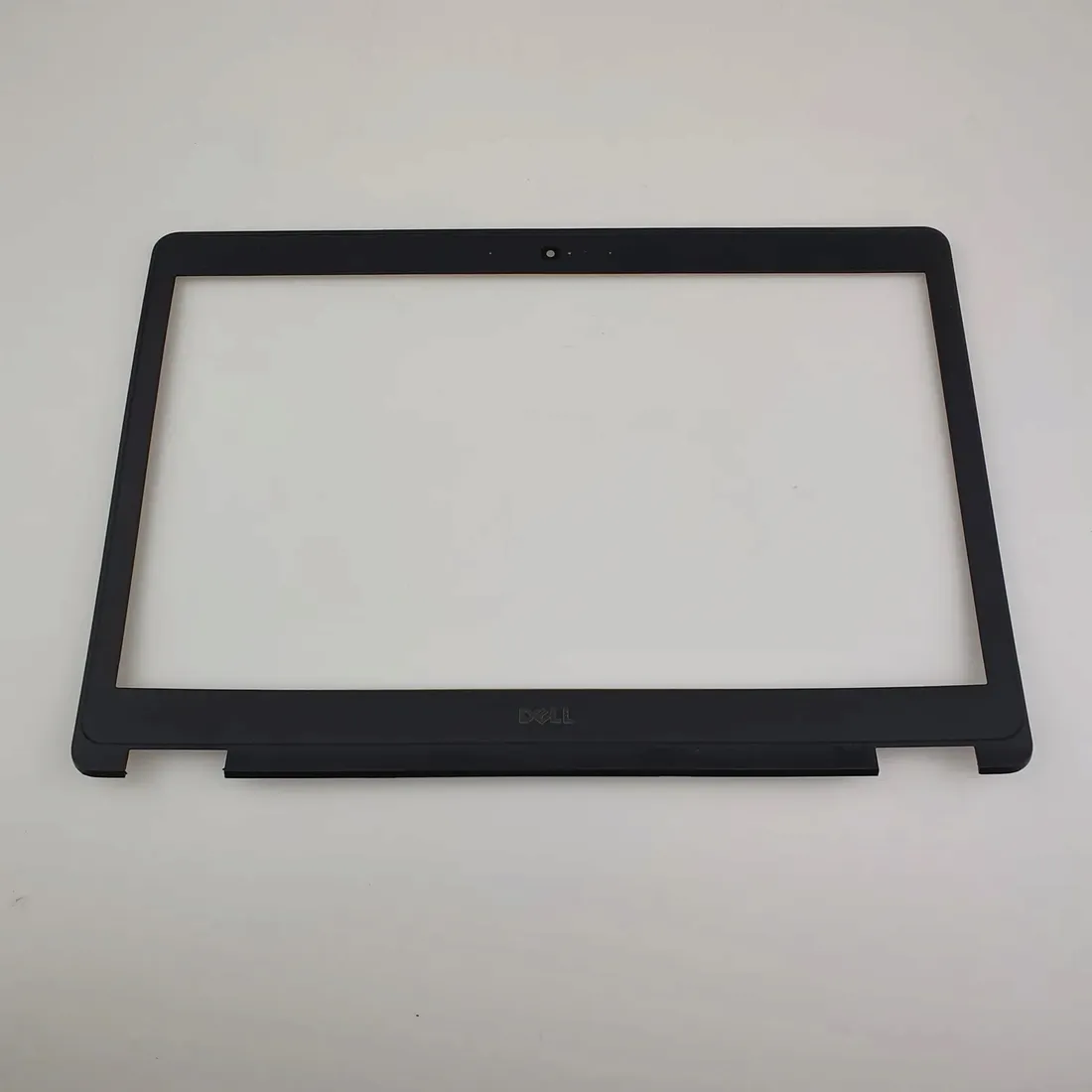 nowa-ramka-matrycy-do-dell-latitude-e5470