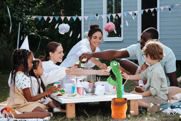 tg71293-kaktus-spiewajacy-tanczacy-led-powtarza-zabwkowy-smieszny-impreza-s-stan-nowy-marka-martom