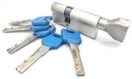 wkladka-nawiercana-z-galka-30-30g-klucz-niebieski