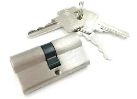 wkladka-do-drzwi-lucznik-kl-a-e5-satyna-35-55-3-klucze