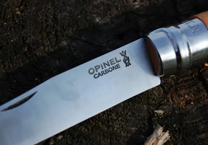 noz-opinel-no-10-carbon-buk-material-rekojesci-drewno