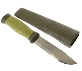 noz-mysliwski-22cm-mora-outdoor-2000-z-pochwa-niezbednik-harcerski