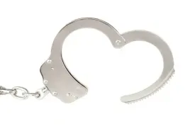 kajdanki-perfecta-carbon-etui-do-pasa-policyjne-ochrona-mocne-policja