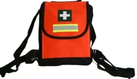 apteczka-typu-plecak-maly-turystyczna-wyposazona-wyposazenie-apteczne