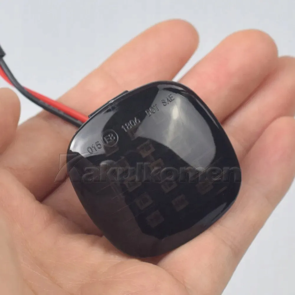 kierunkowskazy-dynamiczne-led-skoda-fabia-octavia-stan-nowy
