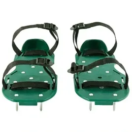 aerator-ogrodowy-buty-duze-kolce-do-napowietrzania