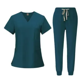 komplet-medyczny-fartuch-mundurek-bluza-spodnie-scrubs-odziez-wyposazenie