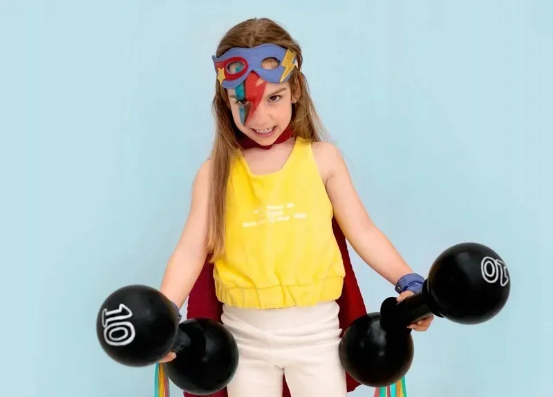 stroj-superbohatera-superbohaterki