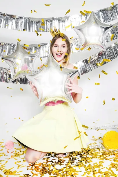 tuba-strzelajaca-konfetti-zlote-paski-metaliczne-slub-sylwester-40cm-marka-party-deco