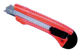 noz-do-tapet-nozyk-plastikowy-18-mm-wzmacniany
