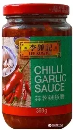 sos-chili-z-czosnkiem-368g-lee-kum-kee