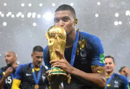 fototapeta-mbappe-05-szer-368-x-wys-254