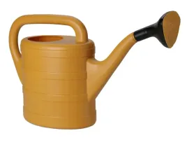 konewka-ogrodowa-do-podlewania-kwiatow-roslin-5l-plastikowa