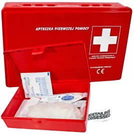 apteczka-samochodowa-pierwszej-pomocy-niezbedna-w-samochodzie-as6-e-02