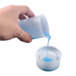kubek-silikonowy-do-zywicy-epoksydowej-100-ml-nie-peka