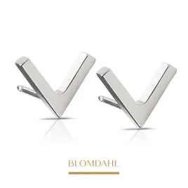 blomdahl-kolczyki-hipoalergiczne-plain-v-8-mm