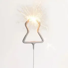 zimne-ognie-ksztalty-choinka-boze-narodzenie-swiateczna-dekoracja