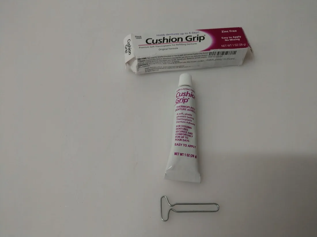 cushion-grip-klej-do-protez-28-g
