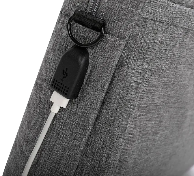 reverse-torba-do-laptopa-duza-na-ramie-laptop-173-stan-nowy-kod-producenta-tlp2026x