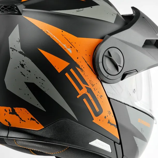 schuberth-e2-kask-motocyklowy-na-cross-enduro-rodzaj-zapiecia-mikrometryczne
