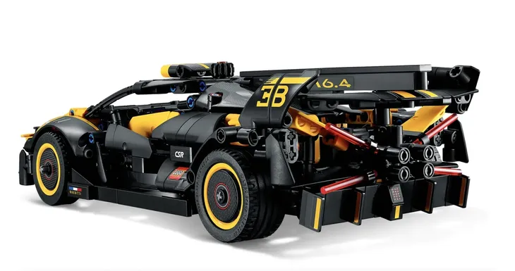 lego-technic-samochod-wyscigowy-bolid-bugatti-wiek-dziecka-9-lat