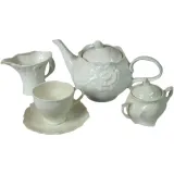 bialy-dekorowany-mlecznik-marka-bez-marki