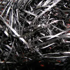 welna-drzewna-czarna-wiorki-dekoracyjne-wypelniacz-do-prezentow-ozdob-100g