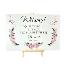 tablica-powitalna-na-komunie-swieta-dekoracja-sali-personalizowana