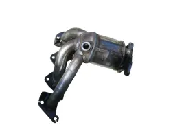 volkswagen-polo-14-16v-2000-2006-katalizator