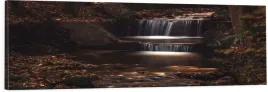 obraz-na-plotnie-do-salonu-panoramiczny-wodospad-jesienny-las-natura-120x40