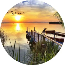 fototapeta-samoprzylepna-okragla-naklejka-scienna-jezioro-zachod-slonca