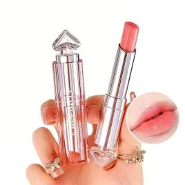 pomadka-do-ust-l-apeialo-rozowa-irysujaca-nawilzajaca