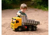 lena-giga-trucks