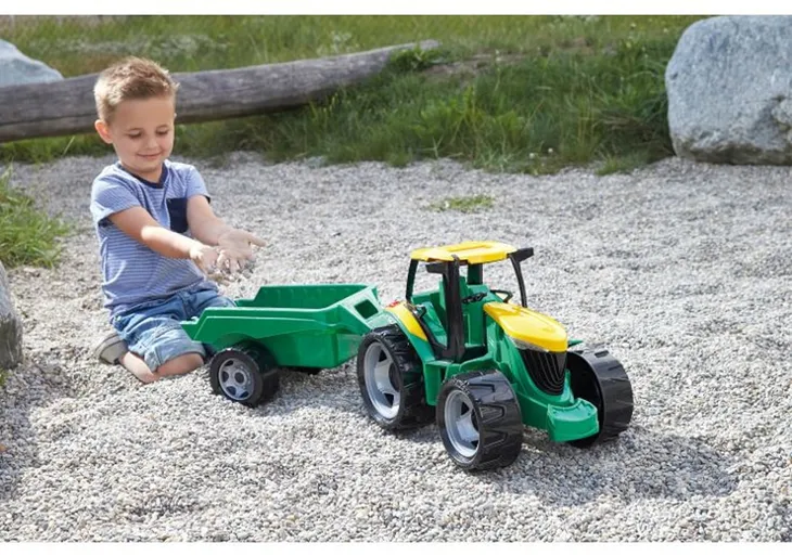 lena-giga-trucks-tractor-with-trailer