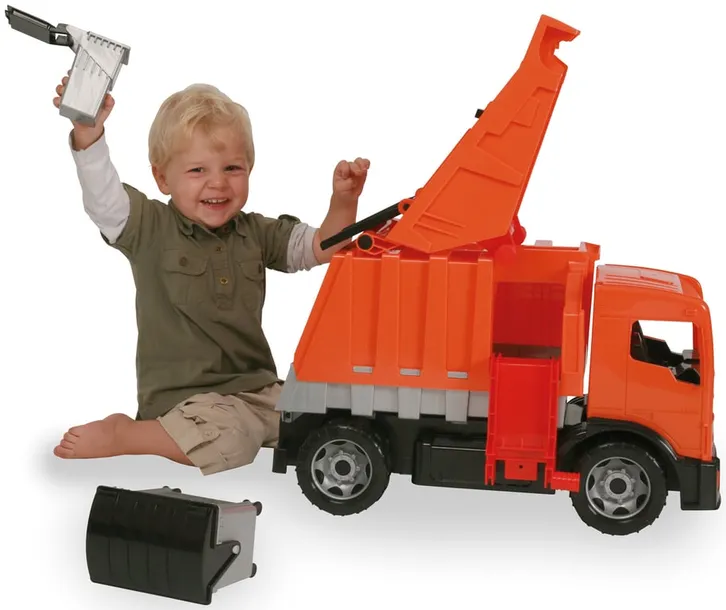 lena-garbage-truck