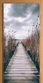 naklejka-na-drzwi-pochmurne-niebo-molo-jezioro