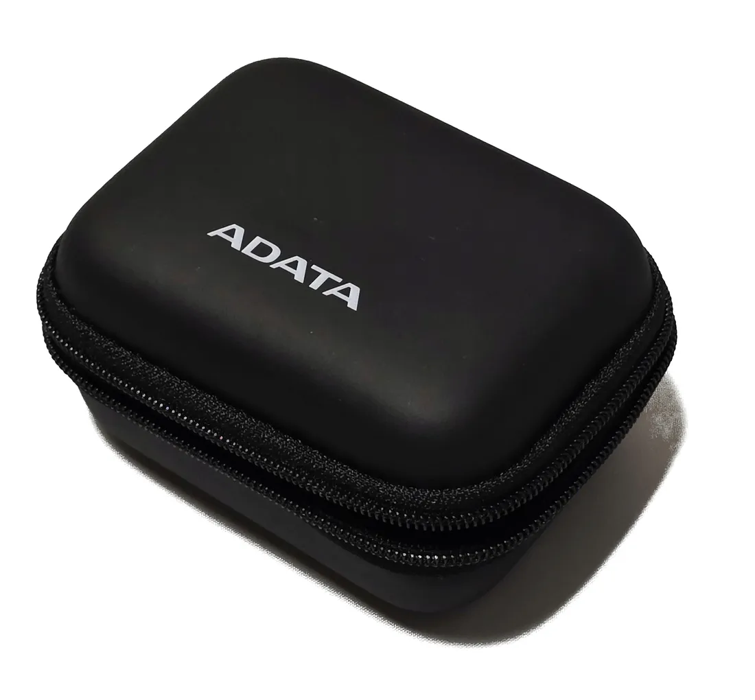 etui-na-dysk-zewnetrzny-ssd-adata-stan-nowy