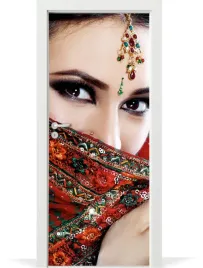 naklejka-fototapeta-na-drzwi-indyjska-kobieta