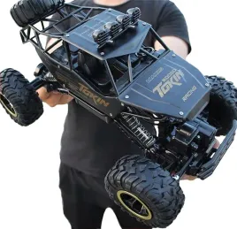 samochod-zdalnie-sterowany-terenowy-4x4-metal-auto-na-pilot-akumulator