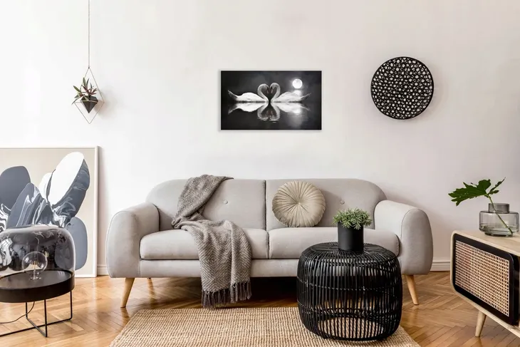 obraz-na-plotnie-do-salonu-labedzie-serce-50x30-stan-nowy