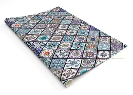 kolorowy-patchwork-ozdobna-naklejka-na-meble-stol