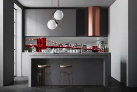 fototapeta-do-kuchni-zmywalna-dlugi-czerwony-most-miasto-swiatla-180x60