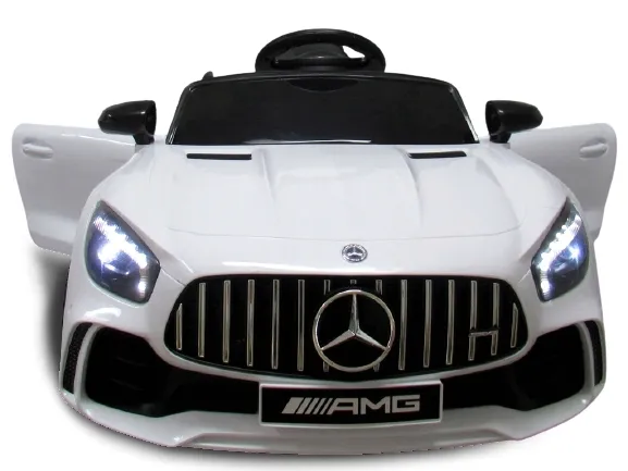 samochod-mercedes-bialy-liczba-drzwi-2