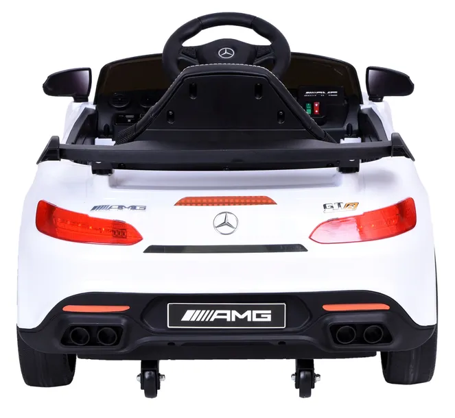 samochod-mercedes-bialy-zawiera-baterie-tak