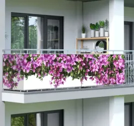 oslona-balkonowa-na-balkon-siatke-kwiaty-surfinie