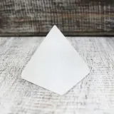 selenit-piramida-5cm