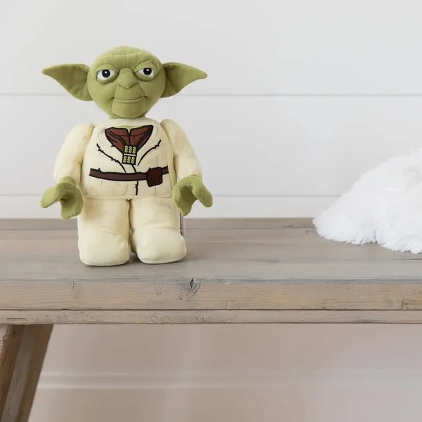 manhattan-group-lego-star-wars-yoda