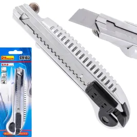 richmann-uniwersalny-nozyk-do-tapet-18-mm-zasobnik-na-5sztuk-ostrza-c9103