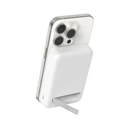 belkin-boostcharge-pro-bezprzewodowe-ladowanie-bialy